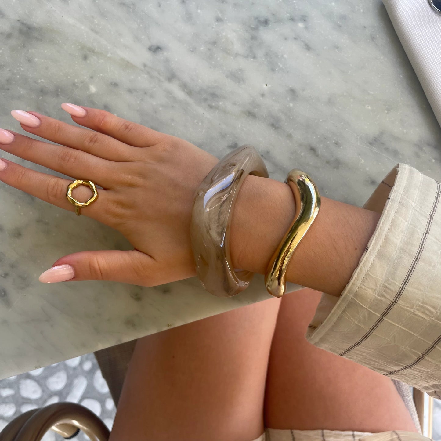 Bangle brown