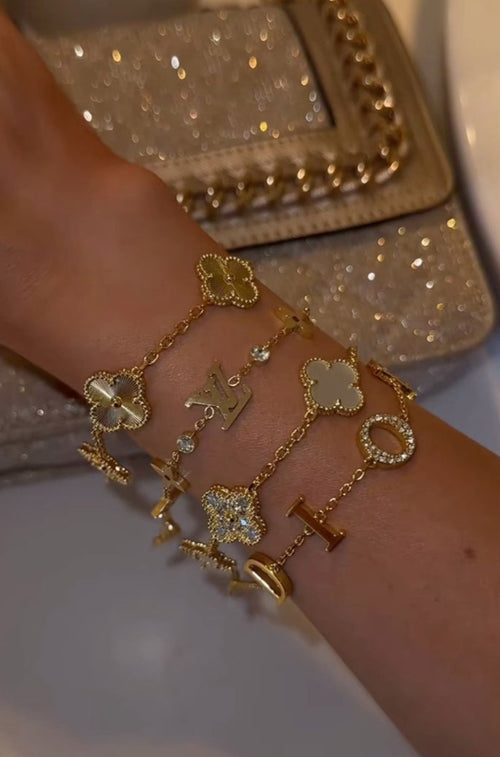 4 bracelets