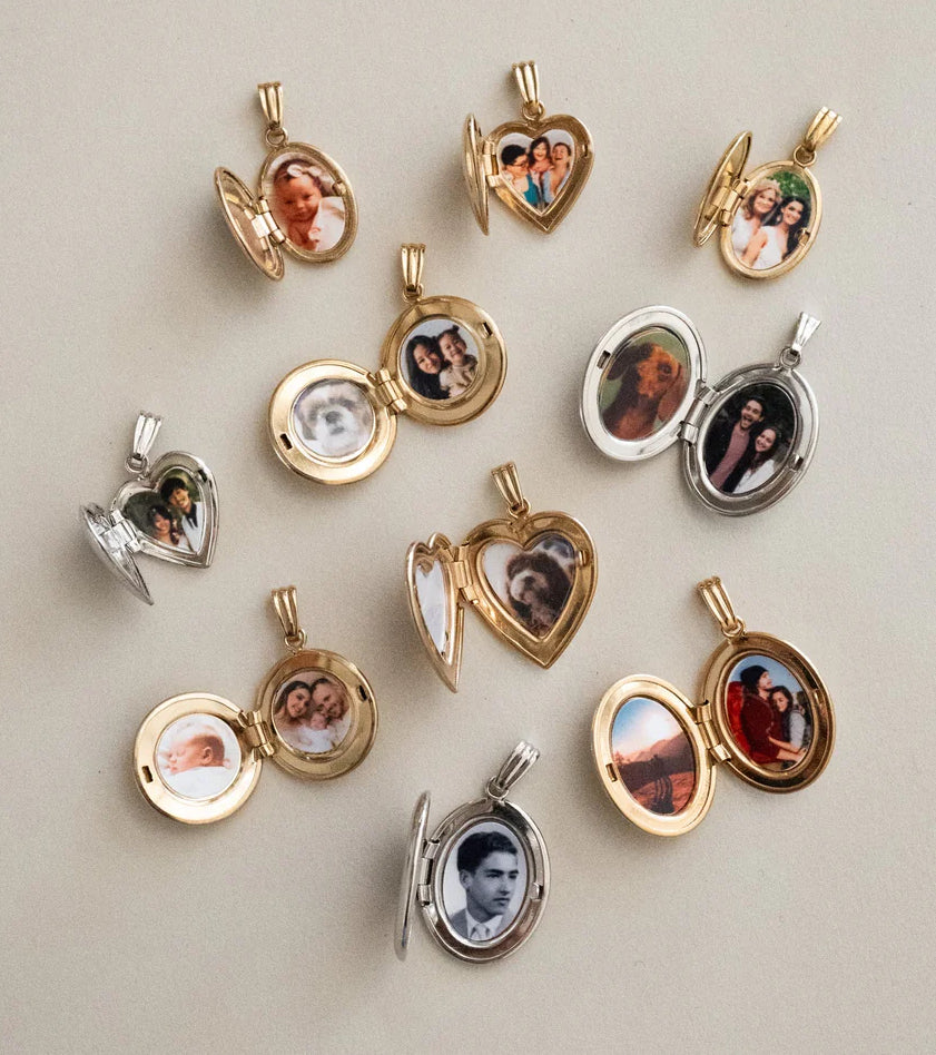 Engraved photo lockets